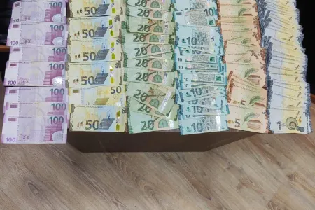 Ödəmə terminalından 5 min manat oğurladı - Foto