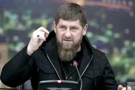Kadırov dilənir: - AZAL təyyarəsində həlak olanların ailələrinə pul təklif edənə bir baxın