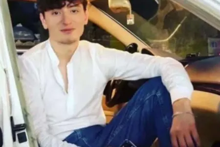 Qəzada həlak olan tələbə Mahmudun hava limanında SON VİDEOsu