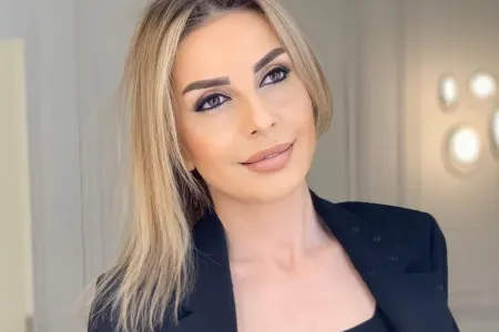 Xalq artisti göz yaşlarını "sel etdi" - Video