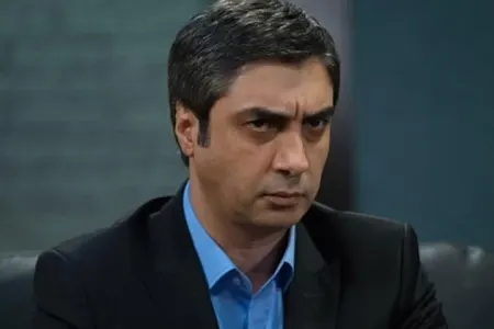 Ümrə ziyarətinə gedən "Polat Alemdar" tanınmaz halda - FOTO