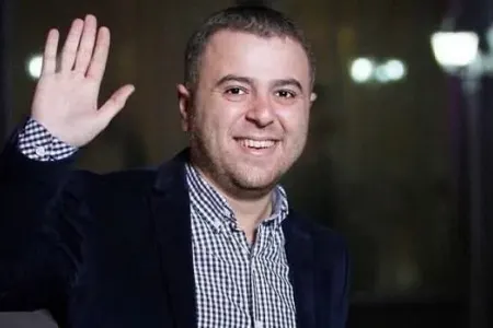 Ölüm xəbəri yayılan Azərlə bağlı xəstəxanadan açıqlama