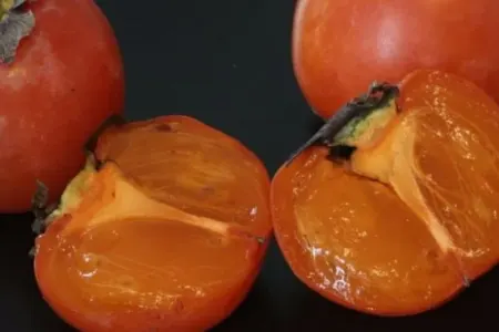 Gecə xurma yemək olarmı? - Hər ikinci insan səhv edir