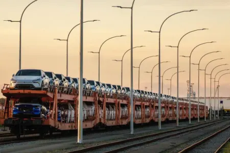 Avtomobil satışları azalır