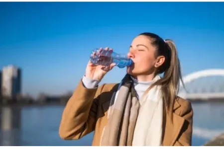 Plastik butulkalardan su içənlərin nəzərinə: - Ciddi sağlamlıq problemlərinə səbəb ola bilər