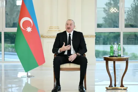 Prezident yerli kanallara müsahibə verdi