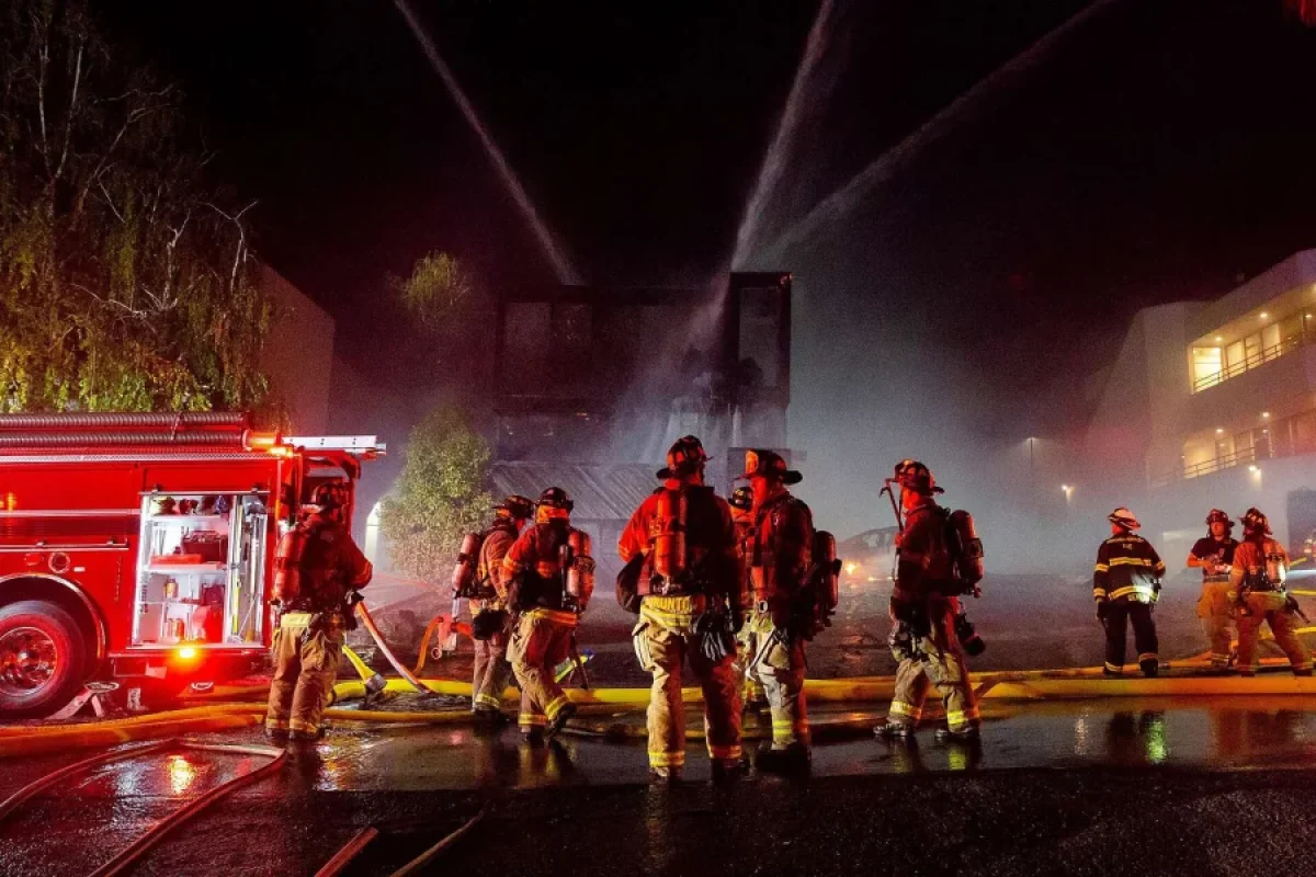 30 mindən çox insan evlərini - tərk edir