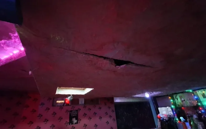 Kafedə iyrənc görüntülər