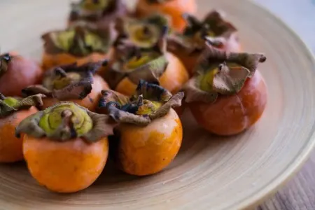 Qışda bu meyvələri yeyin: - Qan təzyiqini tənzimləyir və ürəyi qoruyur