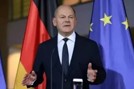 Almaniya kansleri Ukraynaya yeni yardım paketinə icazə vermədi