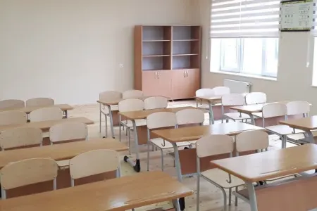 10-cu sinif şagirdi məktəb yoldaşının gözünü - ÇIXARTDI