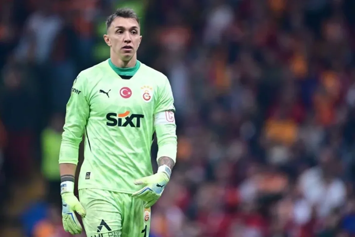 Muslera qərarını verdi: - "Qalatasaray"la müqaviləni yeniləməyəcək?