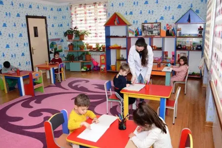 Bağçalarda uşaqların qidalanmasına necə nəzarət edilir?