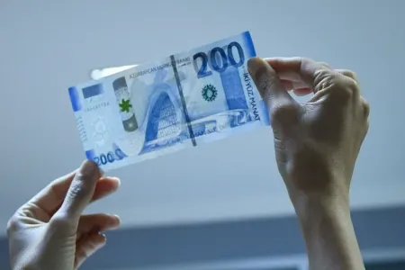 Mağazalarda saxta pullarla alış-veriş edən şəxs saxlanıldı