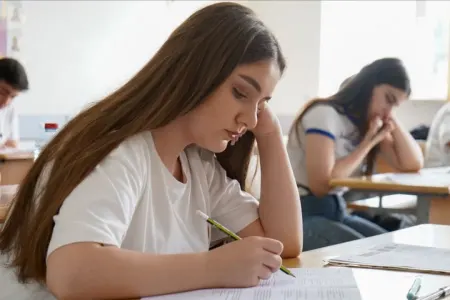 Azərbaycanda bu şəxslər üçün imtahan keçiriləcək
