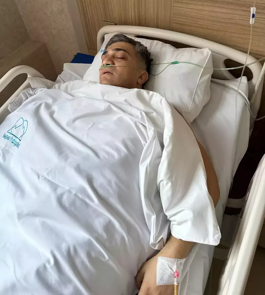 Əbdül Xalid təcili xəstəxanaya yerləşdirildi - FOTO