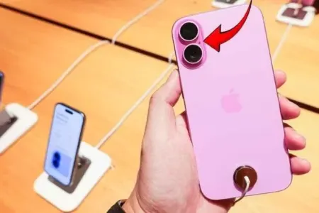 İPhone-nun kamerasının yanındakı dəlik nədir?