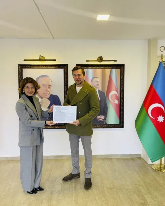 İlham Əliyev türkiyəli aktyoru təltif etdi