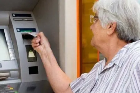 Pensiyaçılar bu il də 200 manat əlavə - ALACAQ