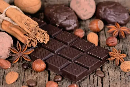 Məşhur şirkət şokoladlarını marketlərdən yığışdırdı