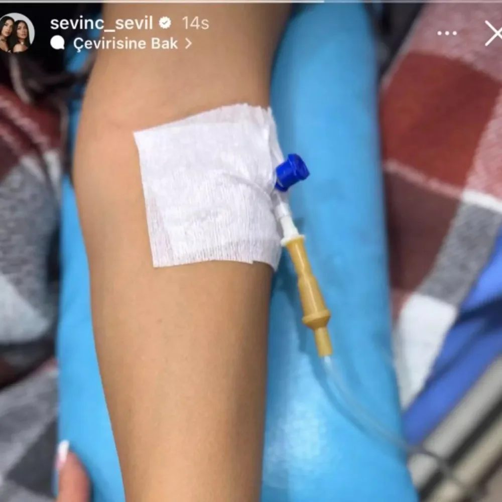 Sevil xəstəxanaya yerləşdirildi - FOTO