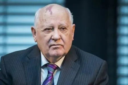 Qorbaçov mükafatdan məhrum edilsin – - Norveç Nobel Komitəsinə məktub