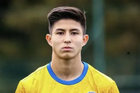 16 yaşlı qazaxıstanlı futbolçu “Çelsi”yə keçir