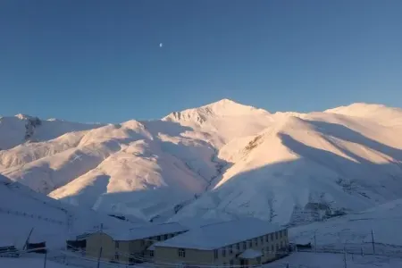 Faktiki hava: Bu ərazilərə qar yağdı