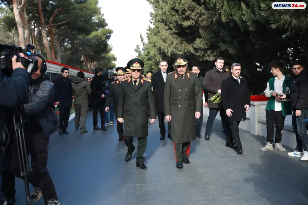 Kəmaləddin Heydərov Şəhidlər xiyabanını ziyarət etdi - FOTOLAR
