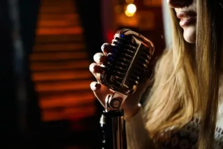 Məşhur müğənni ÖLÜ ELAN EDİLDİ - "Dirildə" bilmirlər/FOTO