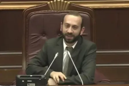 Mirzoyan “Fəryad” filmindəki bu rəsmə baxıb güldü - – FOTO