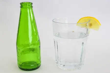 Hər gün mineral su için, - fərqi görün