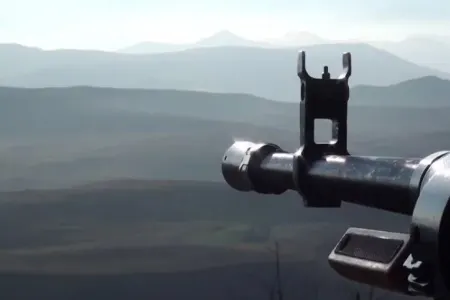 Hərbçimiz odlu silahdan açılan atəşdən öldü