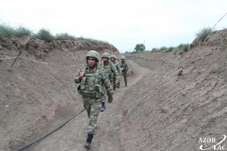 Odlu silahdan açılan atəşlə ölən əsgərimizin - Fotosu