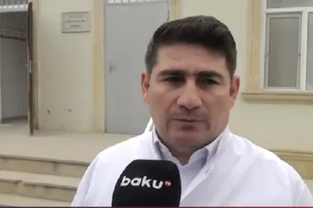 Xəstə uşağı evə göndərərək ölümünə səbəb olan həkimə - Bu cəza verildi