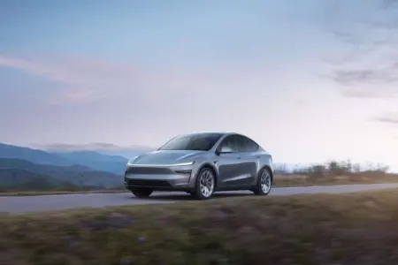 Tesla model "Y"-ni belə yeniləyir