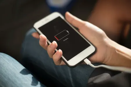 Telefonunuz enerji yığarkən niyə danışmamalısınız
