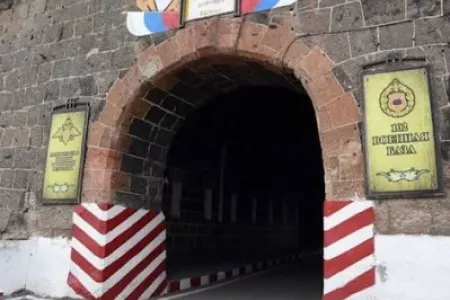 Gümrüdə Rusiya hərbçisinin meyiti tapıldı