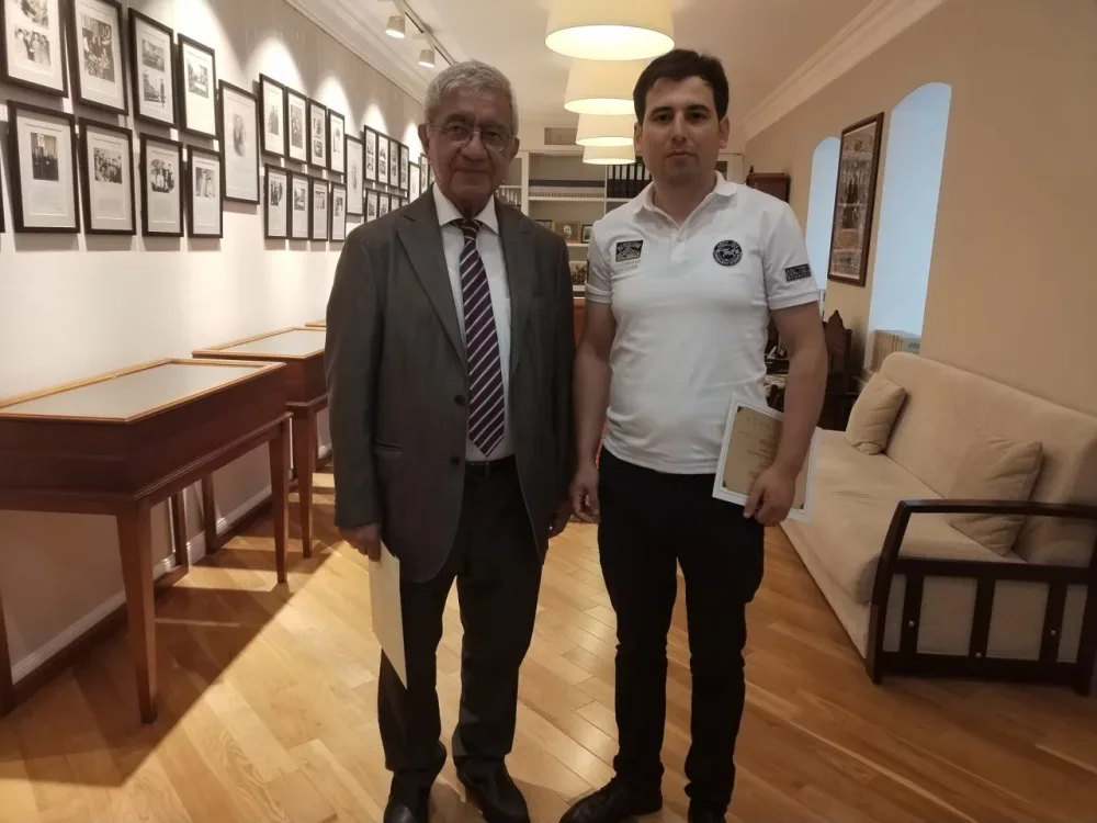 Azərbaycanda gənc müəllim vəfat edib - FOTO