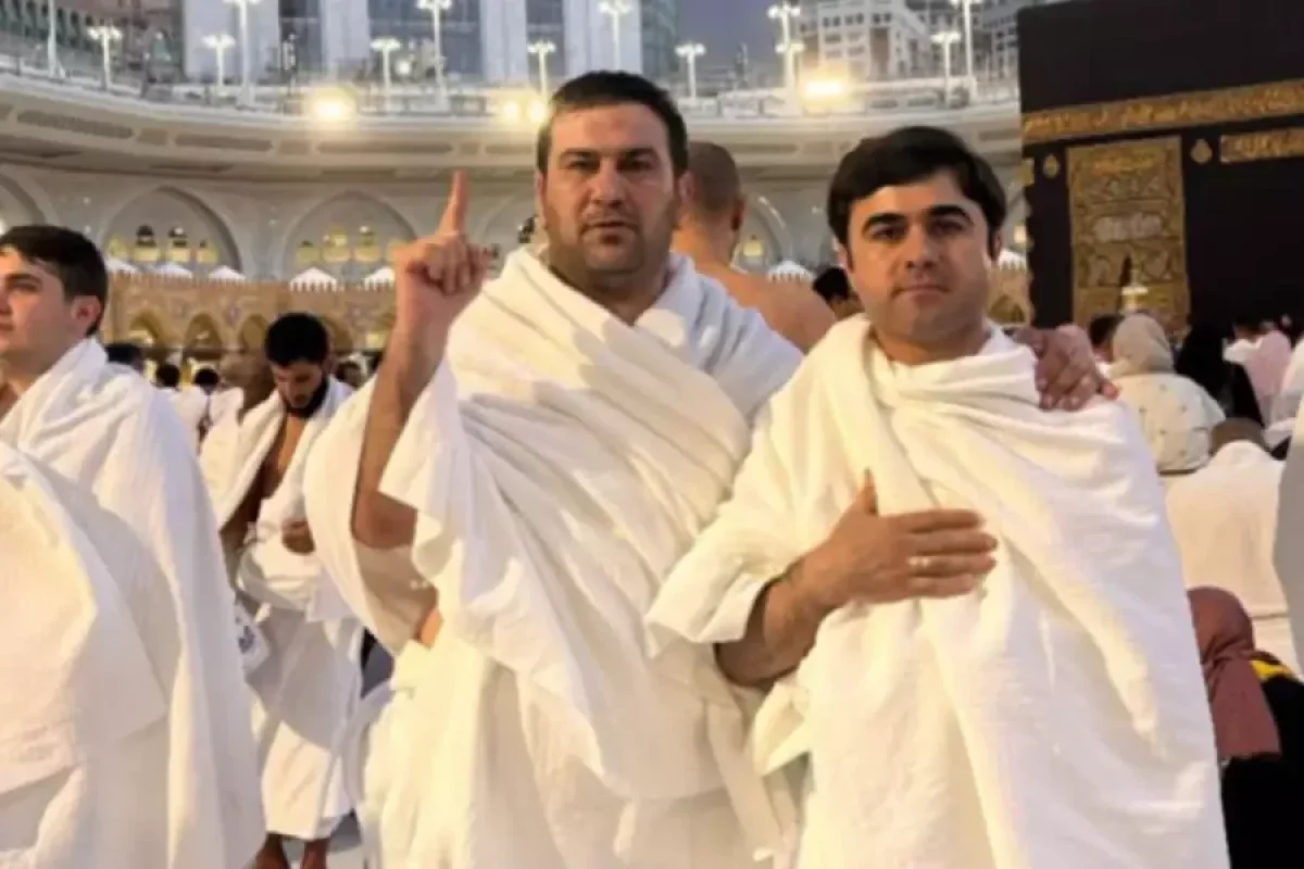 Mirələm Mirələmov Məkkədə - FOTO