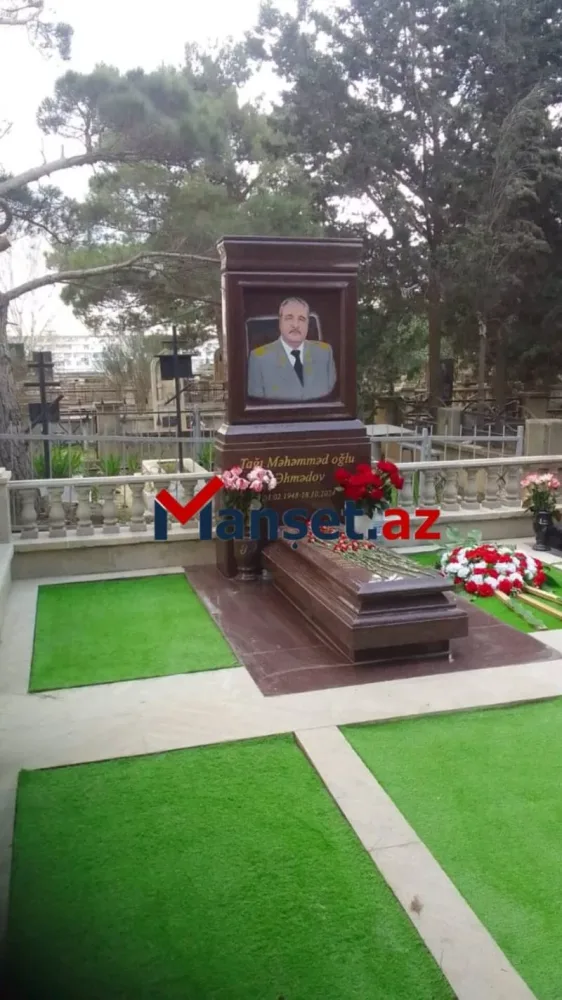 Tağı Əhmədovun 25 minlik qəbirüstü abidəsi - FOTO