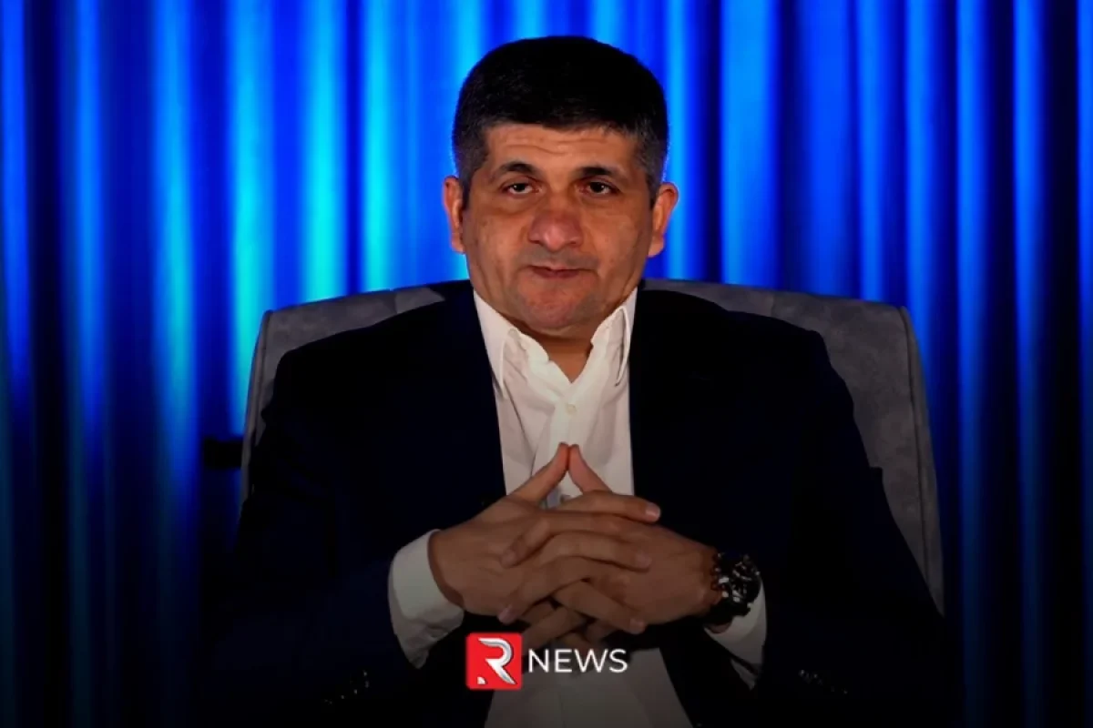 Meyitin paltarlarına müdaxilə edir, - ciblərini axtarırlar ki... - VİDEO