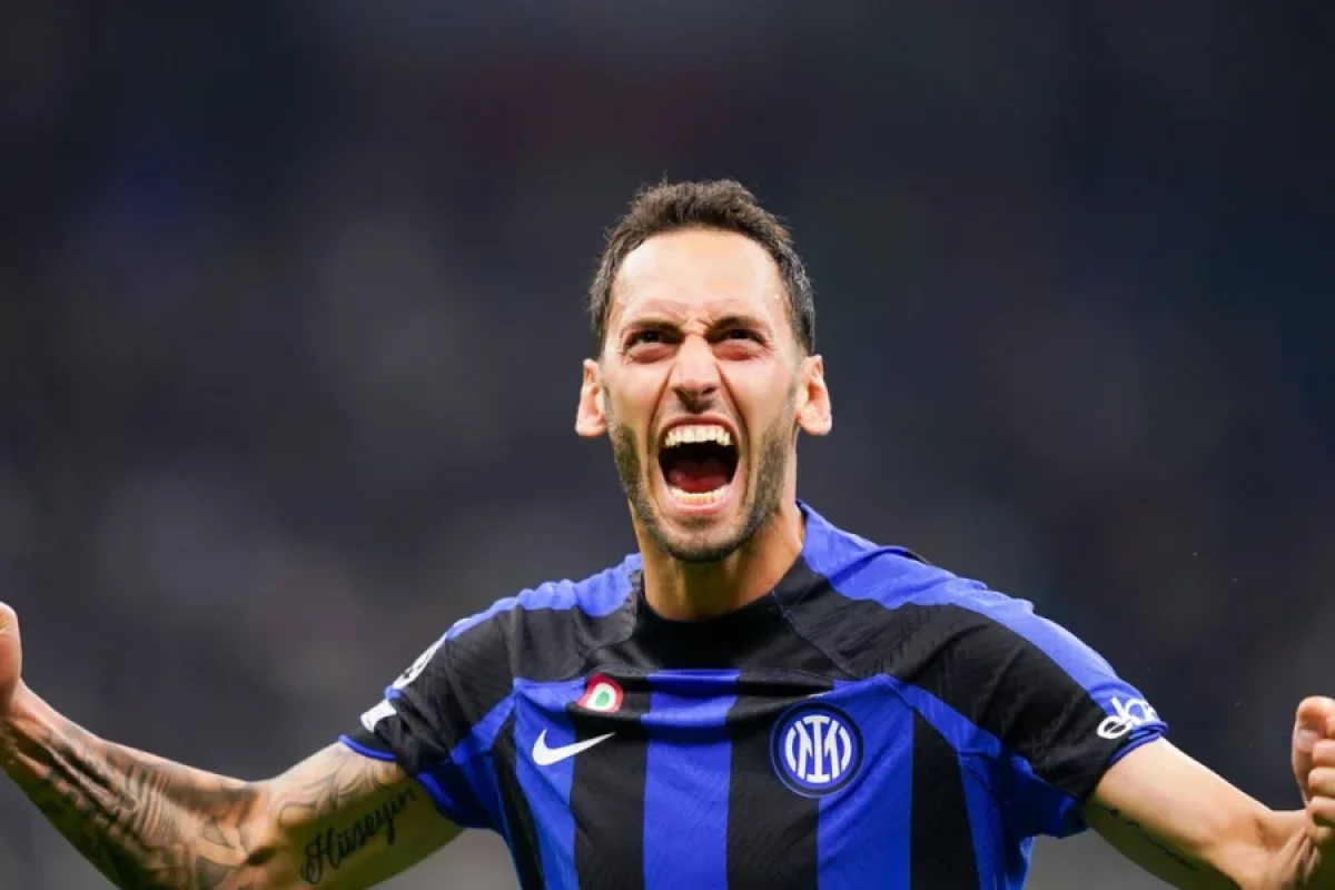 Hakan Çalhanoğlu kənarda qalacaq - SƏBƏB