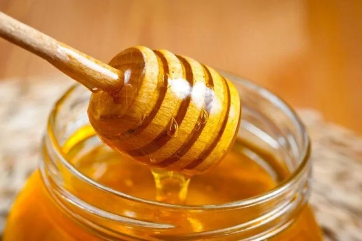 Qışda 1 qaşıq bal yesək nə olar?