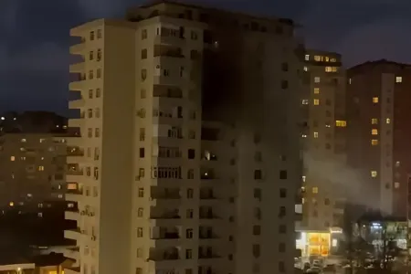 Yaşayış binasındakı yanğında xəsarət alanların - SON DURUMU