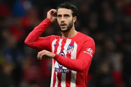 "Bayer" heyətinə yeni futbolçu qatdı