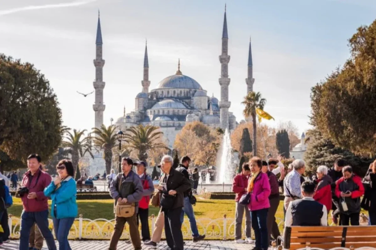 Türkiyə turizmi rekord vurdu – - 62 milyon turist, 61 milyard gəlir
