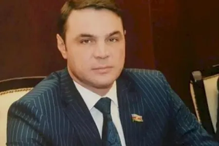 Eldəniz Səlimov azadlığa çıxdı