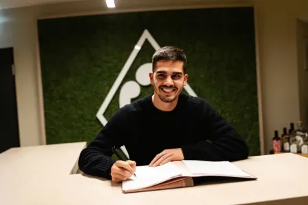 Sabiq "Milan"lı Almaniyaya getdi