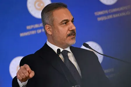 Müharibə yenidən başlaya bilər - Hakan Fidan